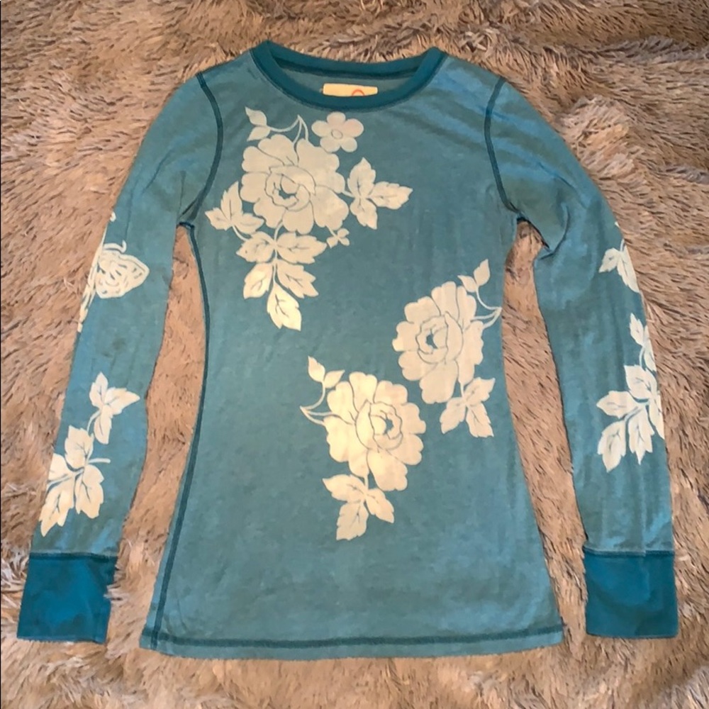 Free People long sleeved shirt - size M